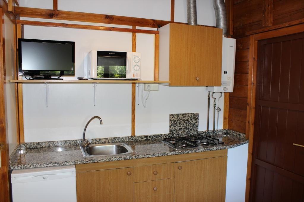 Bungalows Pena Montanesa Aínsa Værelse billede