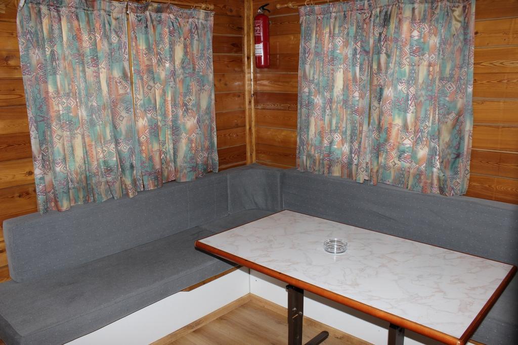 Bungalows Pena Montanesa Aínsa Værelse billede